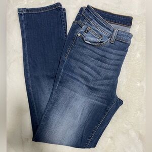 JUDY BLUE- straight fit dark wash size 13